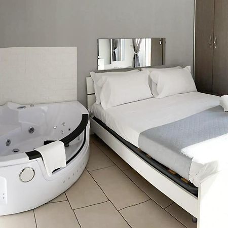 De Gasperi House Villa Наполи Екстериор снимка